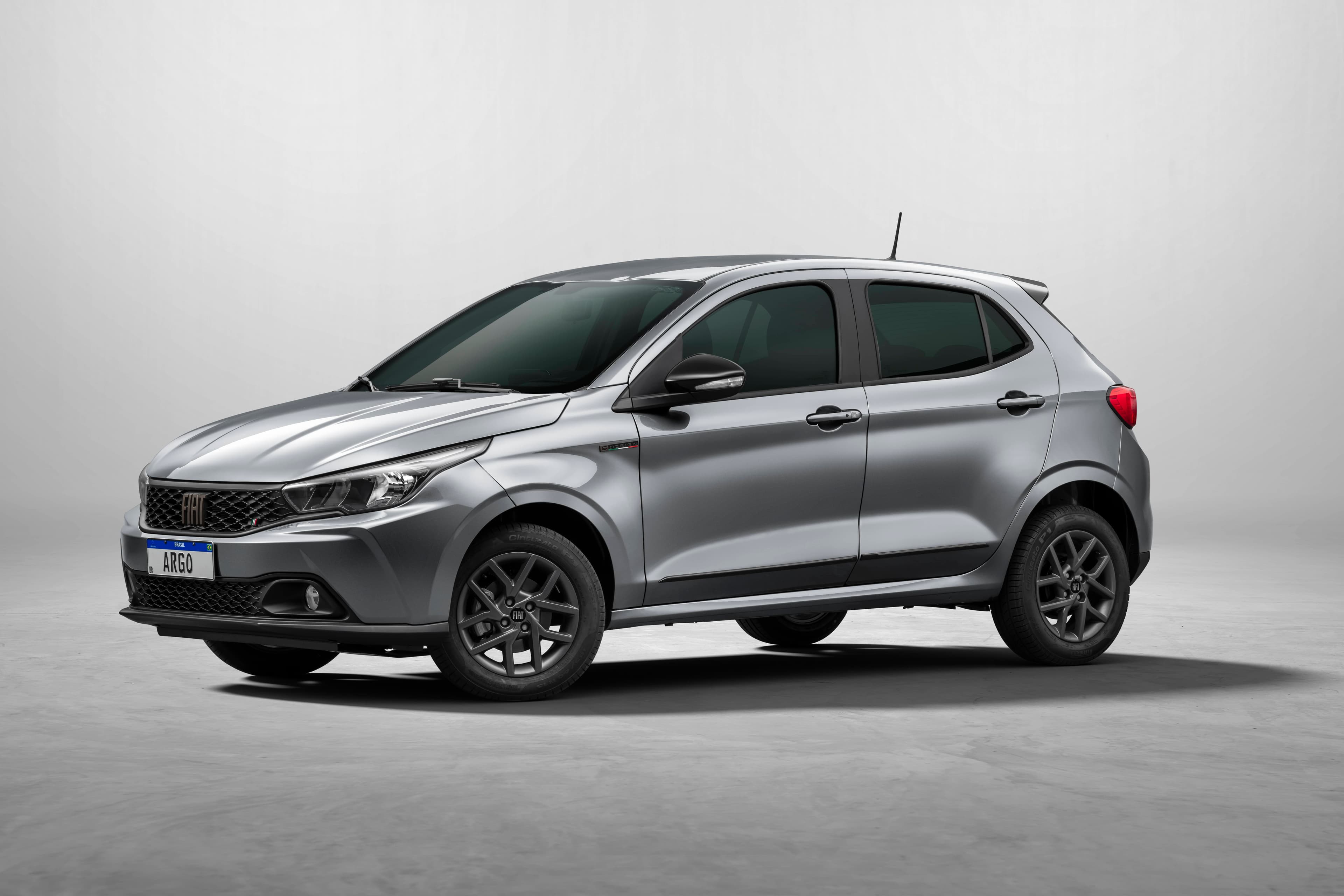Fiat Argo Drive 1.3 CVT (Foto: Reprodução / Carros Online) Fiat Argo Drive 1.3 CVT (Foto: Reprodução / Carros Online)
