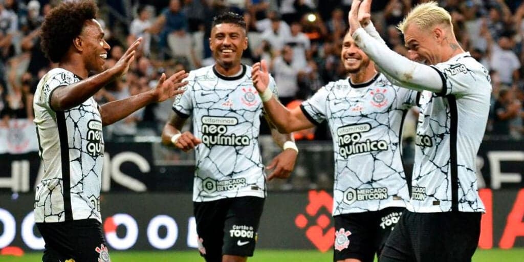 Reviravolta: Craque do Corinthians volta atrás e quer romper o contrato para acertar com novo time