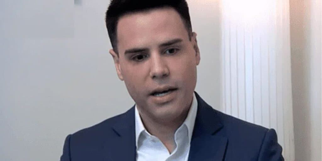 Luiz Bacci sai do ar no Cidade Alerta, é substituído na Record e agora já descobrimos o porquê
