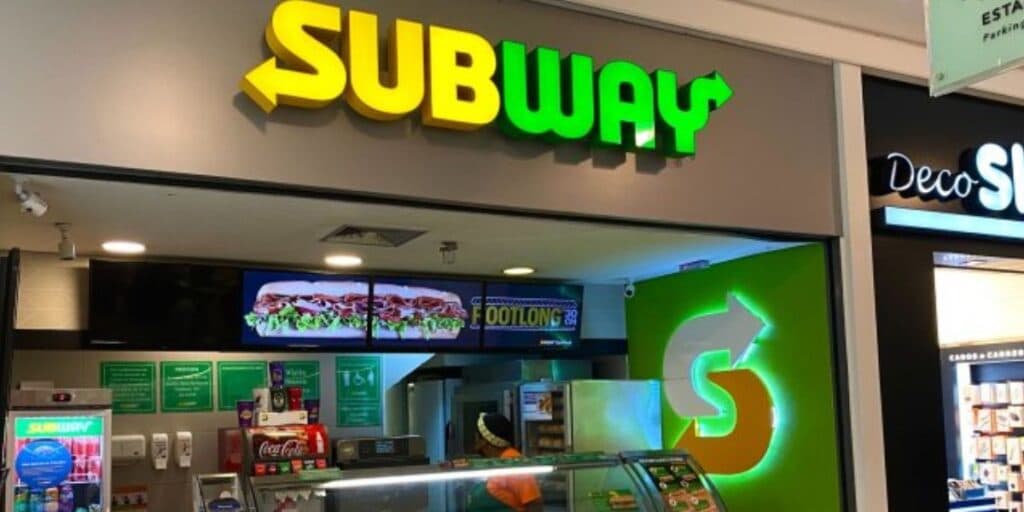 Fechamento de lojas e anúncio de venda por 9 bilhões: Subway acaba de sofrer reviravolta após 50 anos