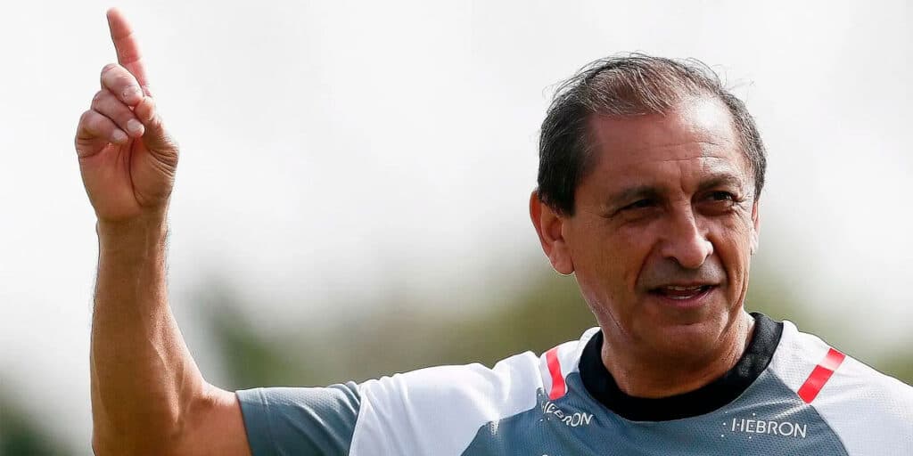 Rejeitado pela 777 e não vai mais jogar no Vasco: Ramón Diaz recebe triste notícia de craque em São Januário