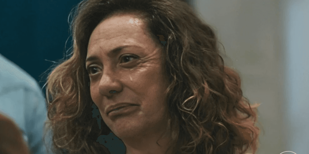 Agatha esconde segredos macabros em "Terra e Peixão" (Foto: Reprodução Internet)
