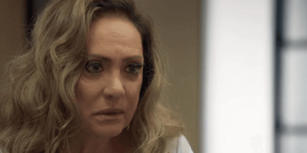 Terra e Paixão: Agatha enfrenta passado misterioso e acerto de contas vem à tona: "Eu mereço"