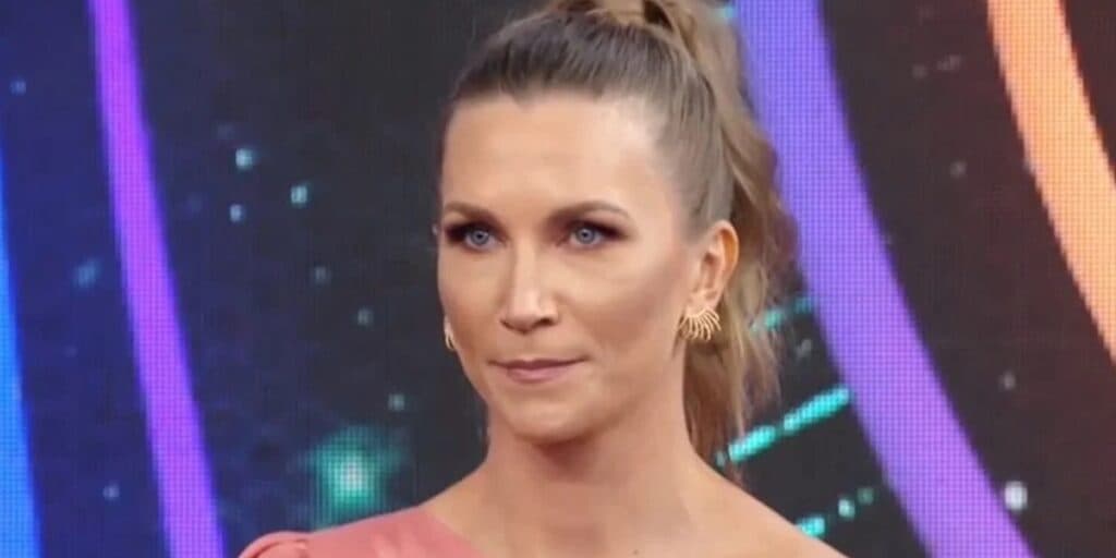 Anne Lottermann perde o chão com situação no Faustão e cai no choro na Band: “Nunca mais”
