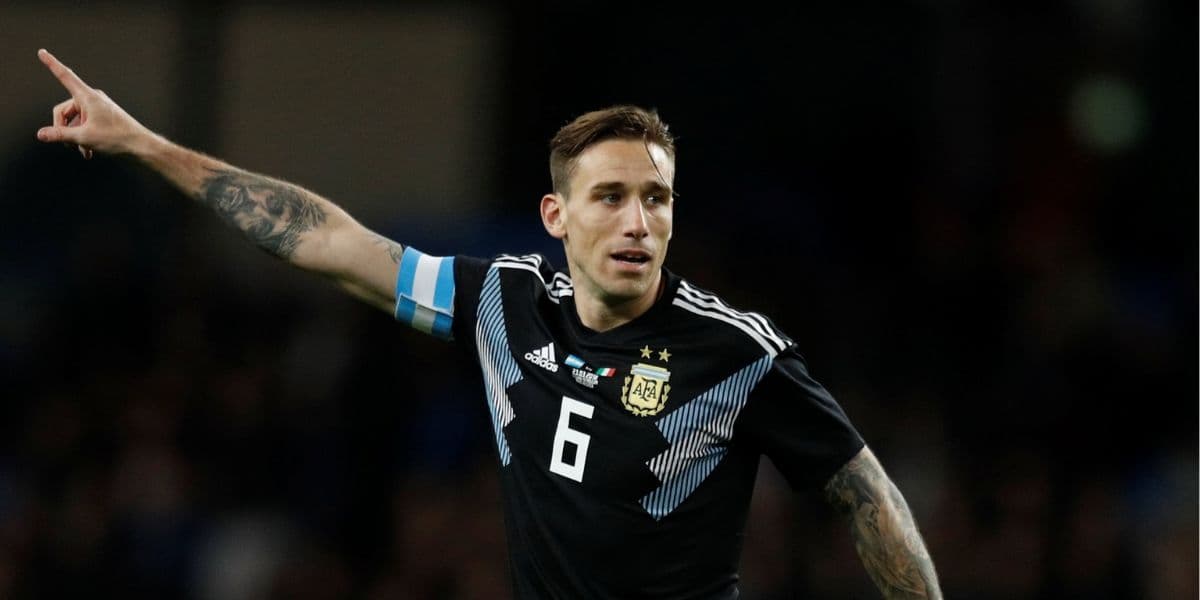 O meio campista foi convocado para a Copa do Mundo defender a Argentina (Reprodução: Internet)