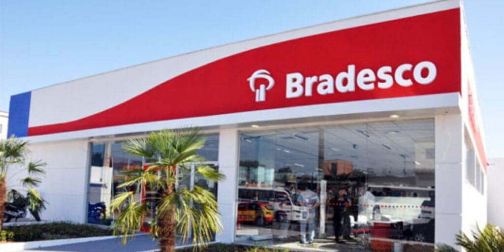 Encerramento de atividades: O fechamento de agência do Bradesco, fúria de funcionários e comunicado