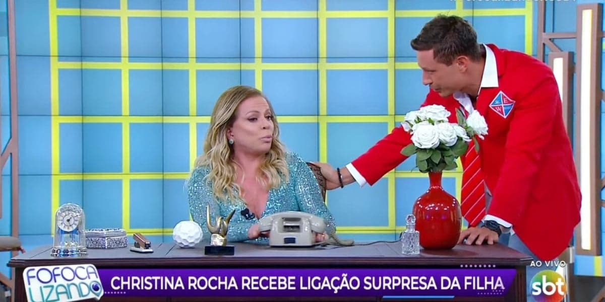 Christina Rocha e Gabriel Cartolano no "Fofocalizando" (Foto: Reprodução/SBT)