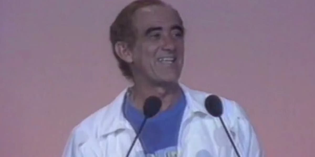 Renato Aragão no primeiro "Criança Esperança" (Foto: Reprodução/TV Globo)