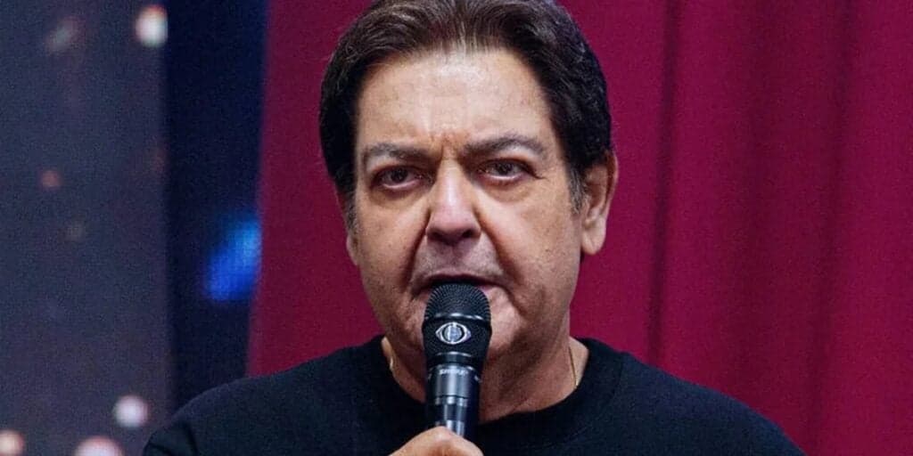 Hospital acaba de dar notícia, diz que Faustão foi extubado e tirado de aparelhos: “Permanece na UTI”