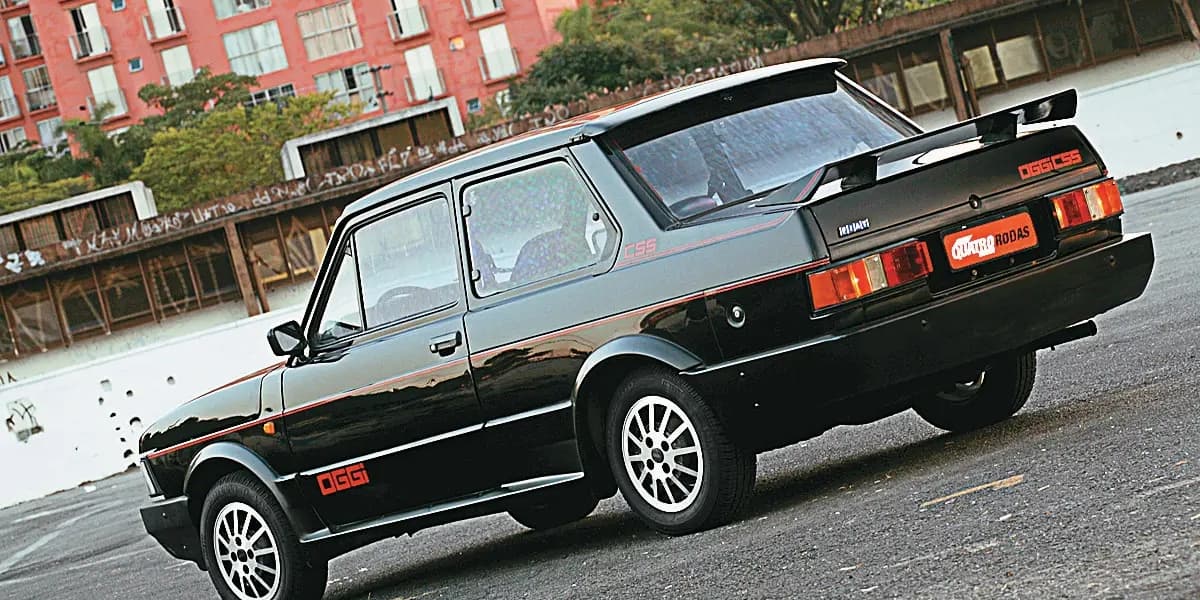 Fiat Oggi perdeu concorrência para o Uno (Foto: Reprodução/Quatro Rodas)