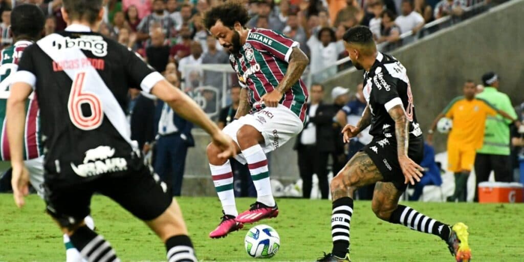 Bittencourt enfurecido: Vasco parte pra cima de tesouro do Fluminense, leva não na cara e é detonado