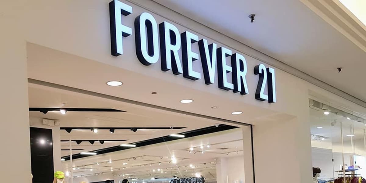 Forever 21, Lojas