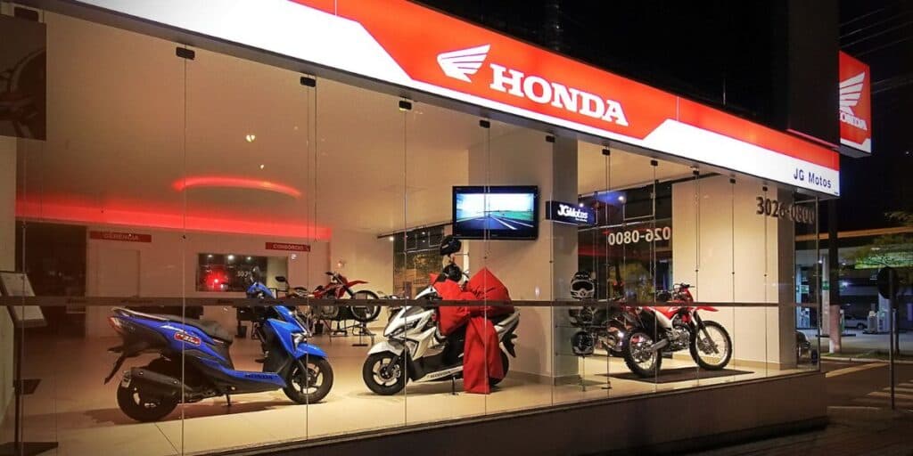 Terror da Honda: Nova rival chega com dois pés na porta com SUPER lançamento de moto a R$5 mil