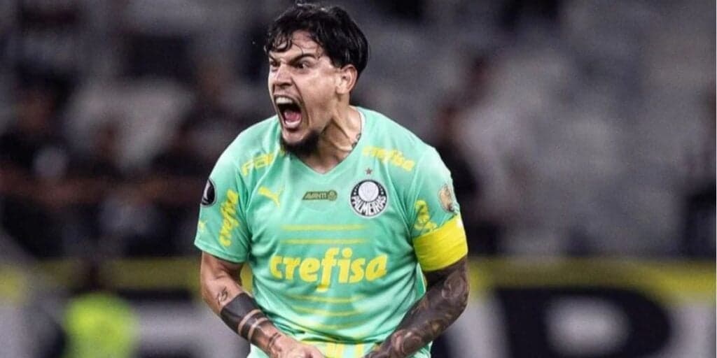 2 milhões mensais e contrato absurdo: Corajoso, Gómez quebra o silêncio sobre a Arábia e situação no Palmeiras