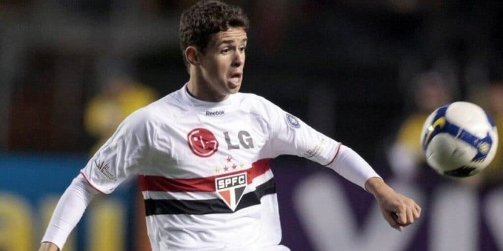Oscar começou a sua carreira no São Paulo (Reprodução: Internet) Oscar começou a sua carreira no São Paulo (Reprodução: Internet)