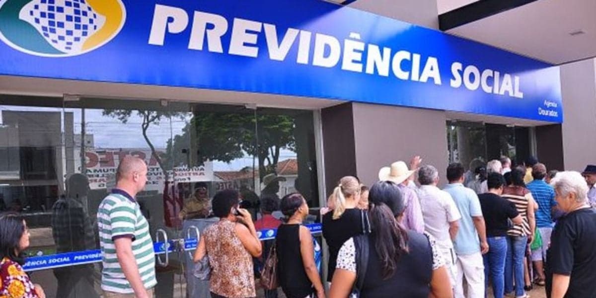 INSS admitiu um falha no pagamento para quase 150 mil beneficiários (Reprodução: Internet)