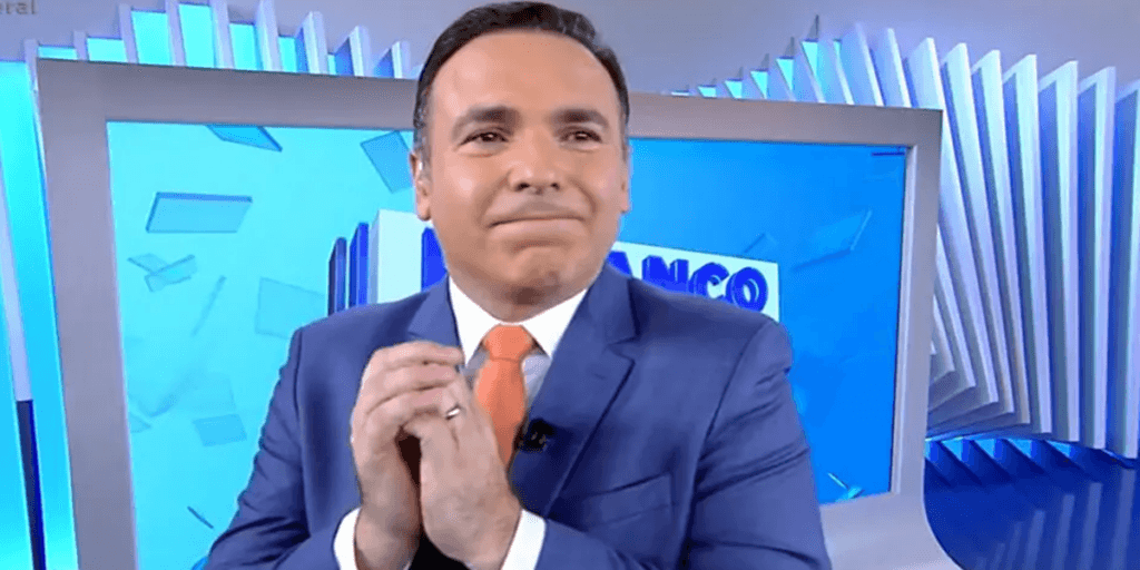"Eu estava só esperando...": O choro de Reinaldo Gottino após perder o chão com notícia na Record