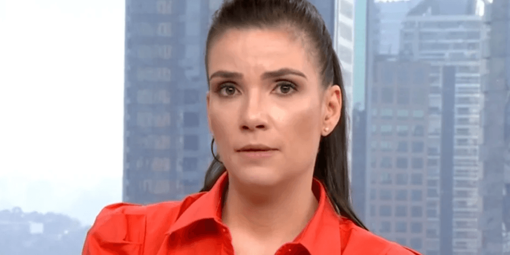 O choro de Sabina Simonato ao substituir Bocardi e perder o chão com notícia na Globo: "Muito difícil"