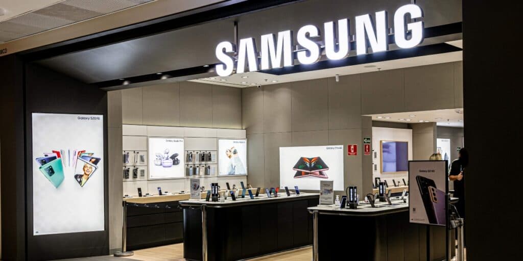 Descanse em paz: O triste fim de celular AMADO no Brasil após não suportar concorrência com a SAMSUNG