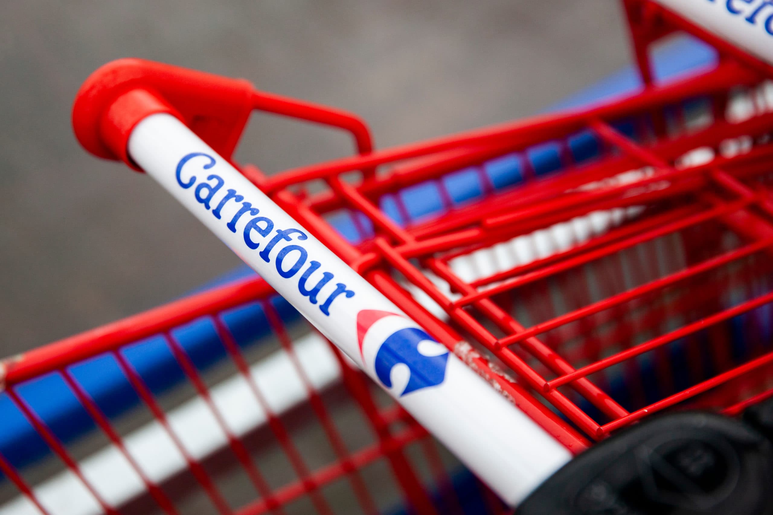 Uma das unidades mais movimentadas do Carrefour, encerrou as suas atividades e teve as suas portas fechadas (Foto Repodução/Internet)