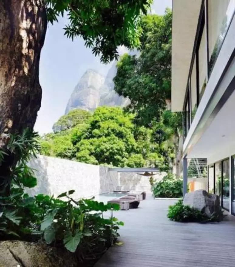 http://tvfoco.uai.com.br/wp-content/uploads/2015/05/Daniela-Mercury.jpg