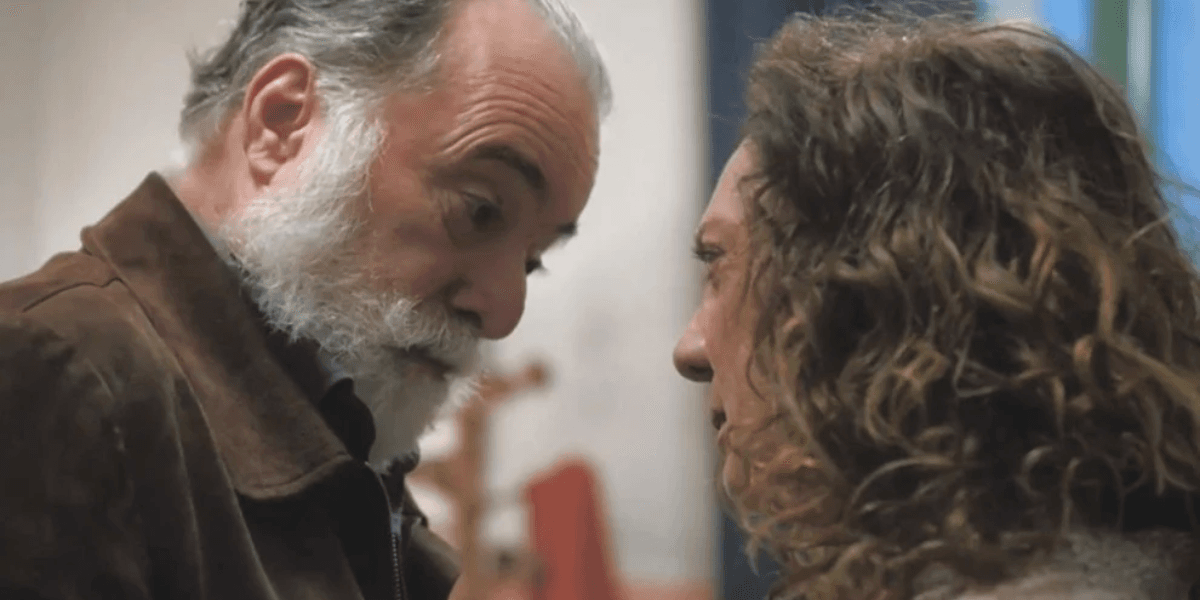 Antônio reencontra Agatha (Reprodução/Globo)