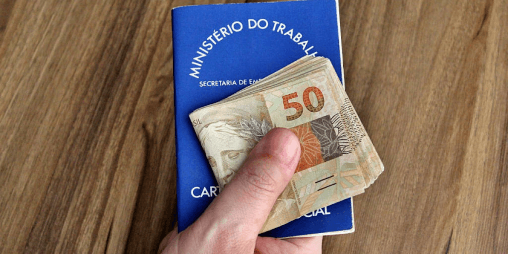Corre, 13º salário na conta agora: Antecipação acaba de ser confirmada e trabalhadores já podem comemorar