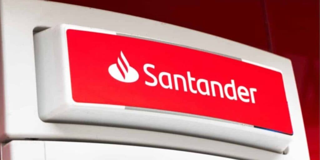 Salário de até R$ 6 mil, vários benefícios e comissão: Santander acaba de abrir vagas INCRÍVEIS