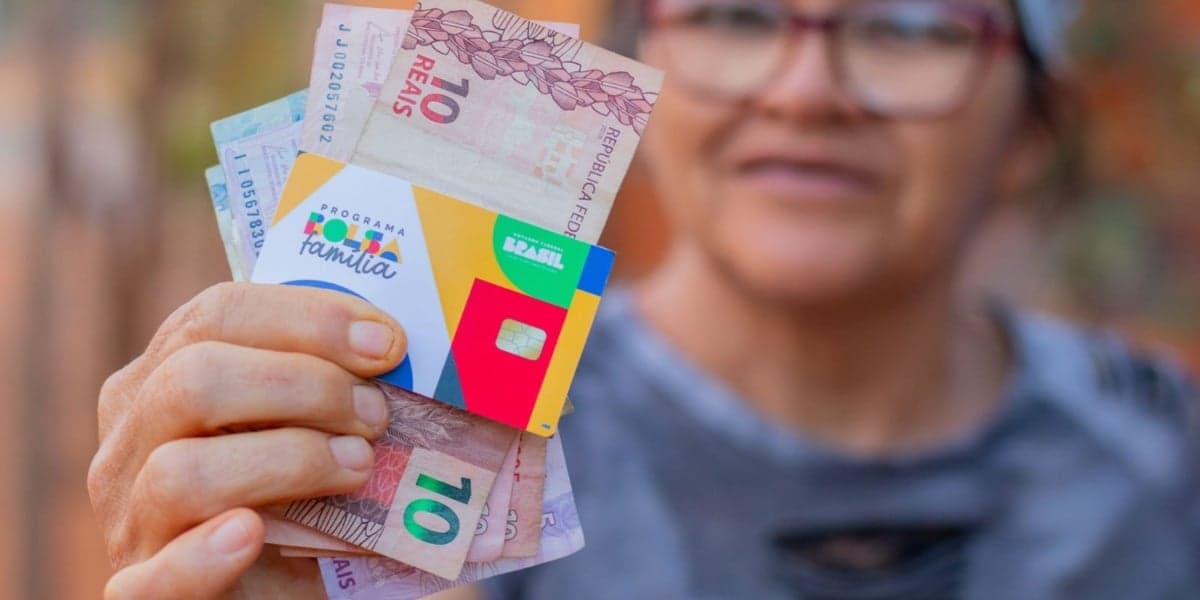 Governo anuncia antecipação de pagamento para beneficiários do Bolsa Família (Imagem Reprodução Internet)