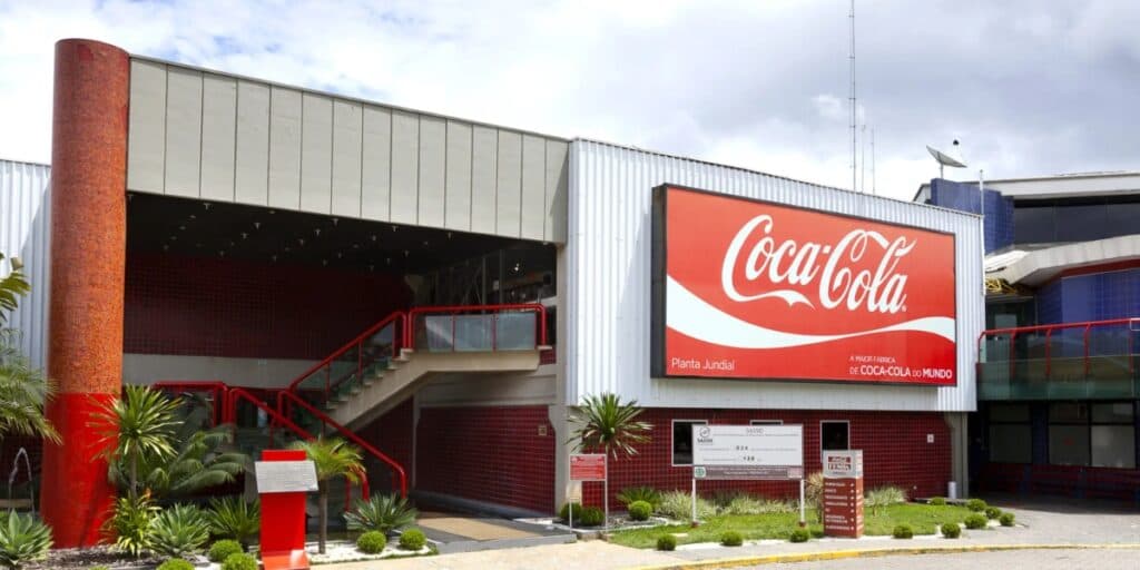 Home office, convênio médico e vários benefícios: Coca-Cola acaba de abrir vagas dos seus sonhos AGORA (19)