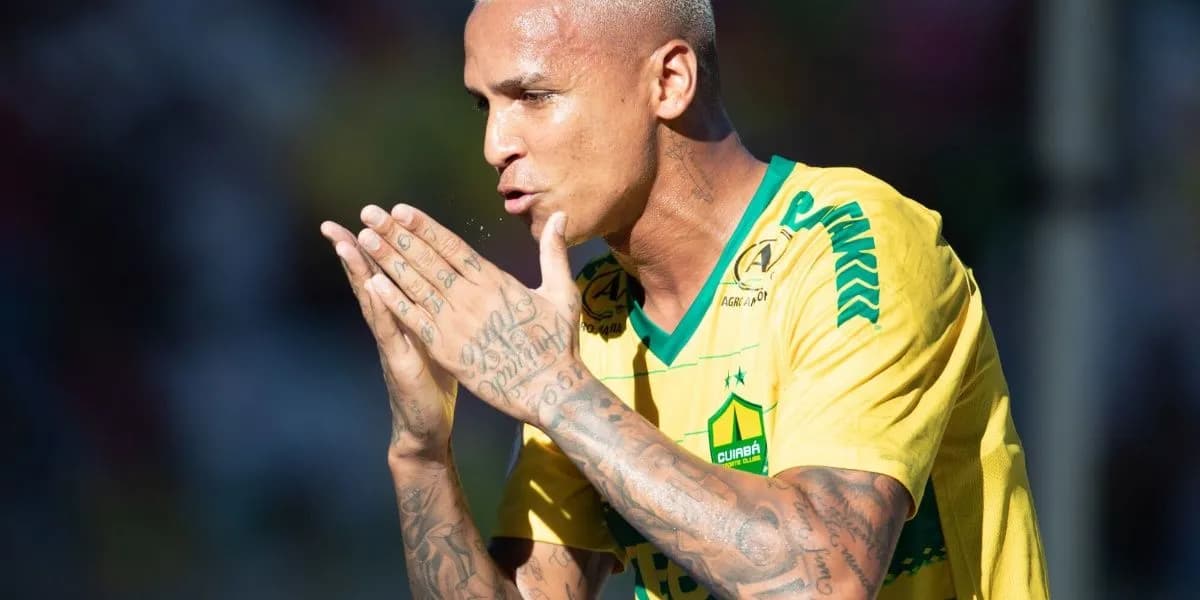 Deyverson pode ir para o Grêmio (Foto: Reprodução/ Internet)