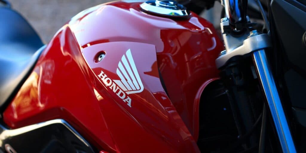 Motoristas vão à loucura: A SUPER moto da Honda, bonita e INCRÍVEL por menos de R$ 7 mil reais