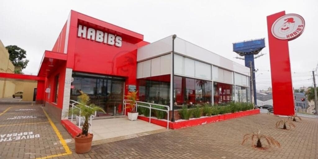 “Confirma o fechamento”: O adeus de unidade gigantesca do Habib’s e o comunicado oficial da rede