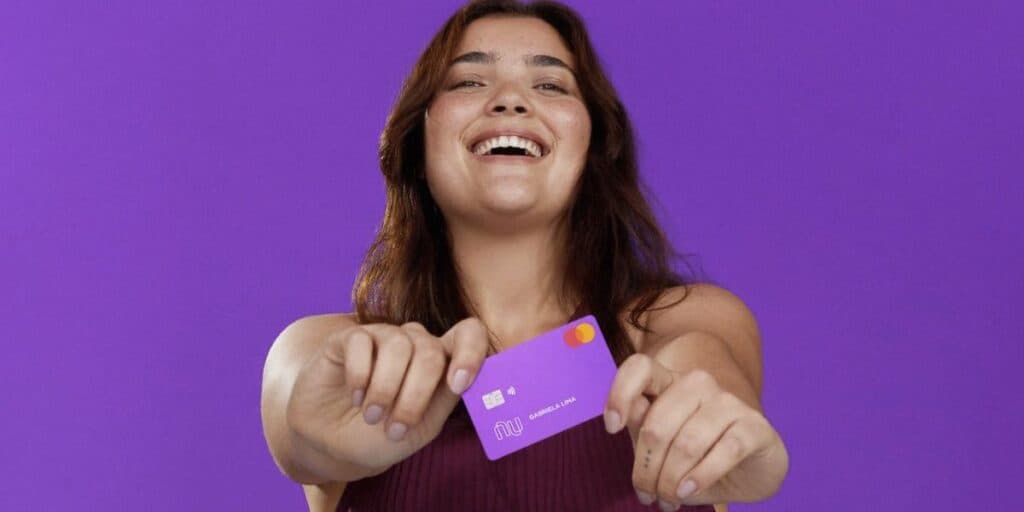Confirmado, mais de R$ 4 mil: Nubank volta atrás e acaba de liberar serviço muito aguardado aos clientes