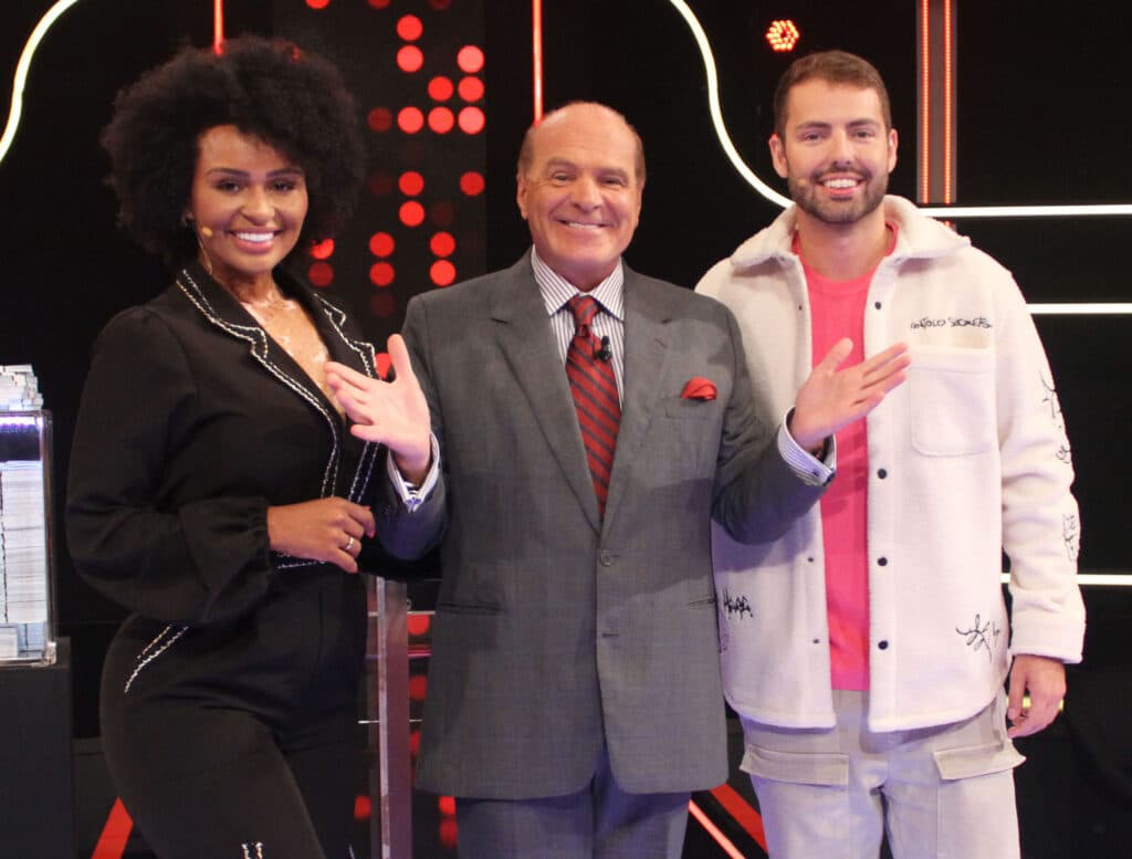 Matheus Costa e Natália Deodato participam do ‘Mega Senha Power’ deste sábado (30)