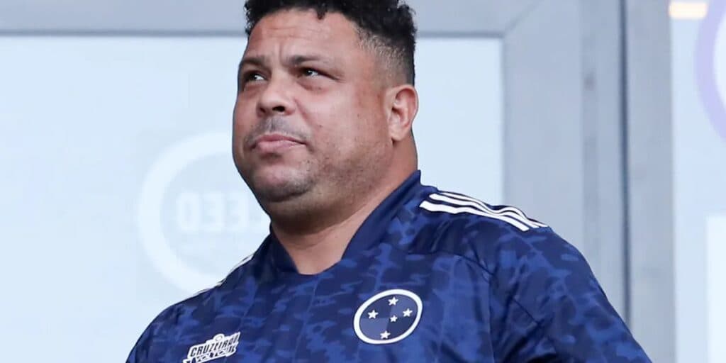 Reviravolta nesta segunda (11): Ronaldo estoura os cofres do Cruzeiro para pagar multa milionária de atacante