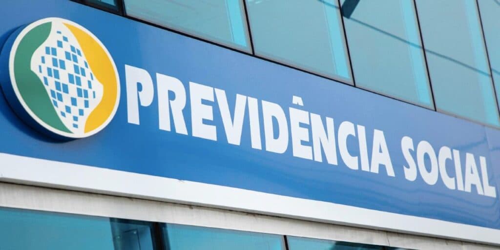 Erro do INSS: Mais de 200 mil pessoas desaparecem da fila de beneficiários e medida urgente é confirmada