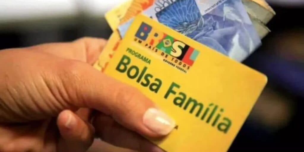 Grande VITÓRIA do Bolsa Família acaba de sair nesta QUARTA (27) com valor MAIOR e beneficiários VIBRAM