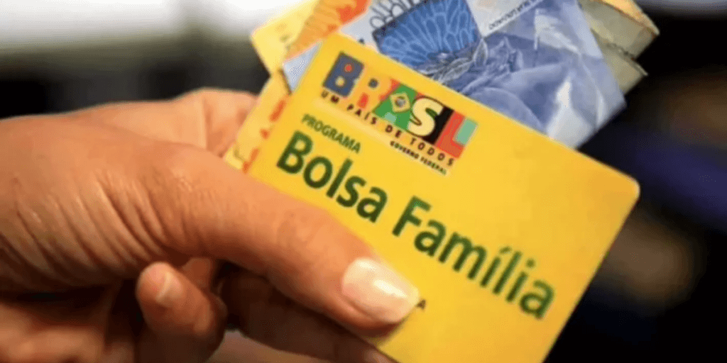 Martelo batido: MELHOR notícia do BOLSA FAMÍLIA é confirmada nesta QUINTA (21) e mudará a vida de milhões