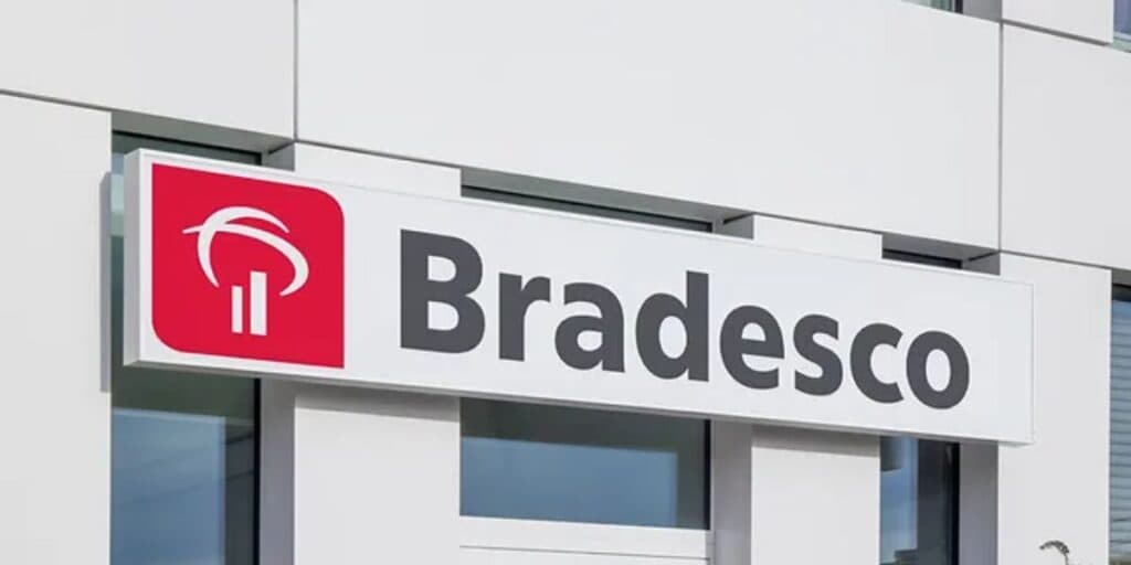 Bradesco está vivendo péssimo momento e todos os clientes precisam ficar atentos com a situação