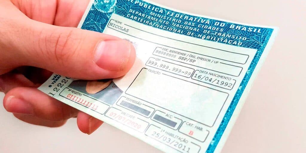 Fim da cobrança pela CNH: Motoristas precisam correr para não perderem o benefício que acaba em SETEMBRO