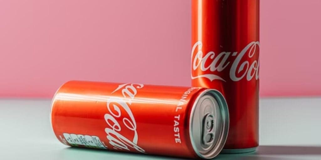 Notícia de proibição e mudança na receita: O comunicado da Coca-Cola sobre ingrediente que pode causar câncer
