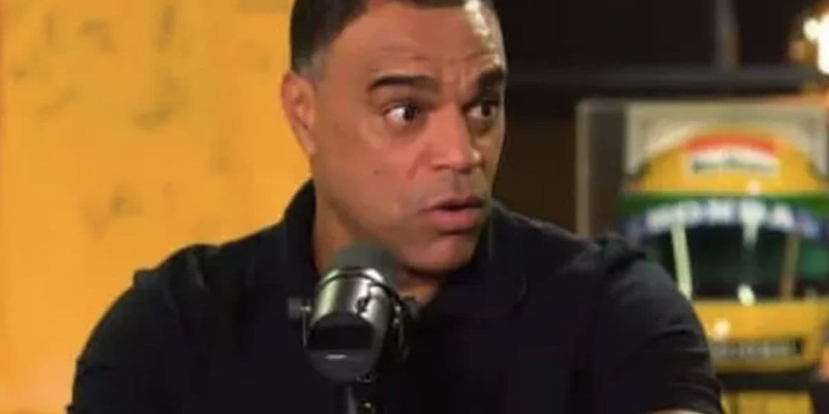 Denílson durante podcast de Galvão Bueno (Foto: Reprodução / Youtube)