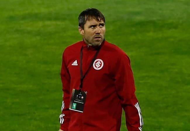 Eduardo Coudet ganha boa notícia para a Libertadores (Foto: Divulgação)