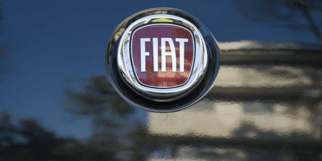 Após 37 anos, ressureição de carro AMADO da Fiat é anunciado e motoristas estão com o coração na mão em 2023