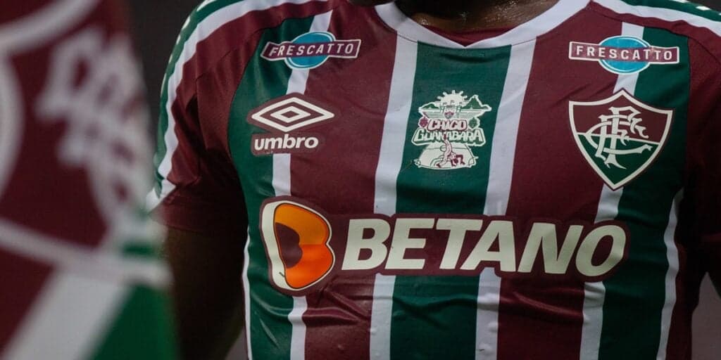 Chapéu em rival do Brasileirão e retorno TRIUNFAL: Chegada de joia ao Fluminense cai como presente