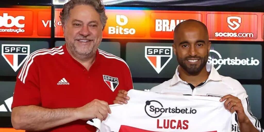 A 3 meses do fim do contrato, Lucas Moura acaba de ter desfecho confirmado no São Paulo nesta terça (19)