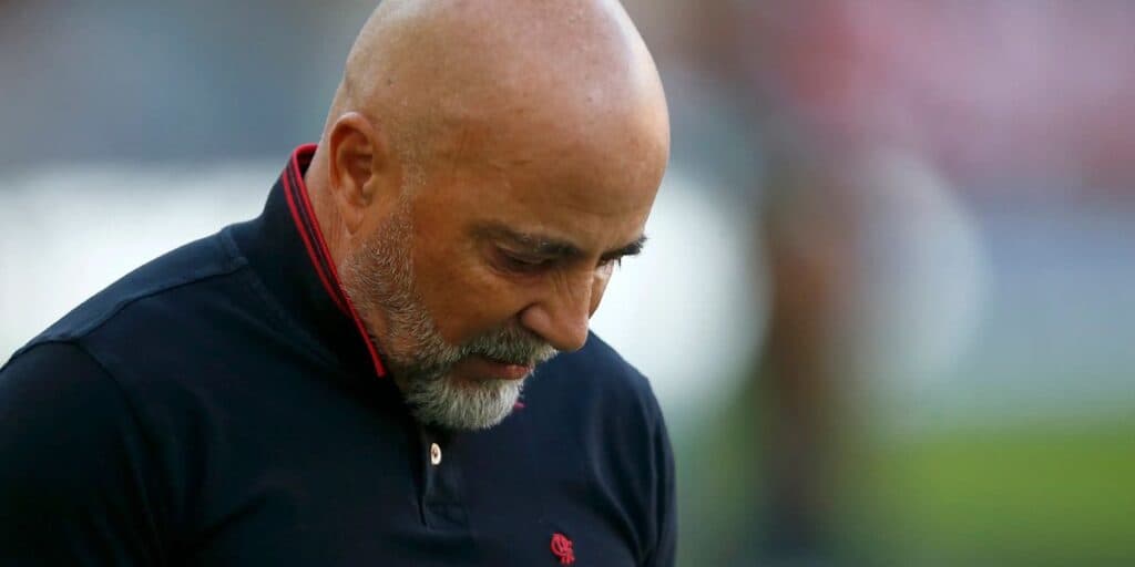 Acaba de ser confirmado ao vivo na TV: Demissão de Sampaoli já tem data e substituto definido no Flamengo