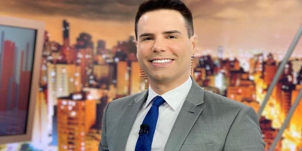 Dança das cadeiras: A atitude corajosa de Luiz Bacci ao deixar emissora, fechar com rival e desfecho hoje