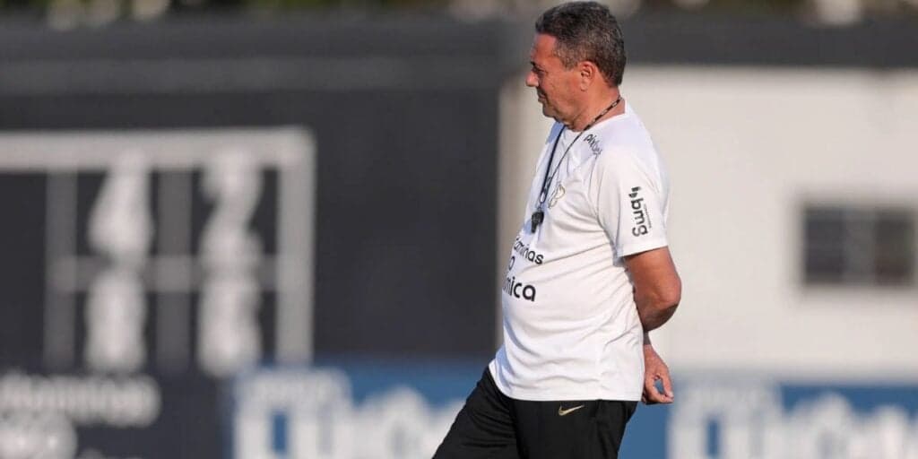 Corinthians antecipa a decisão de demissão de Luxemburgo e novo técnico é definido por unanimidade no clube